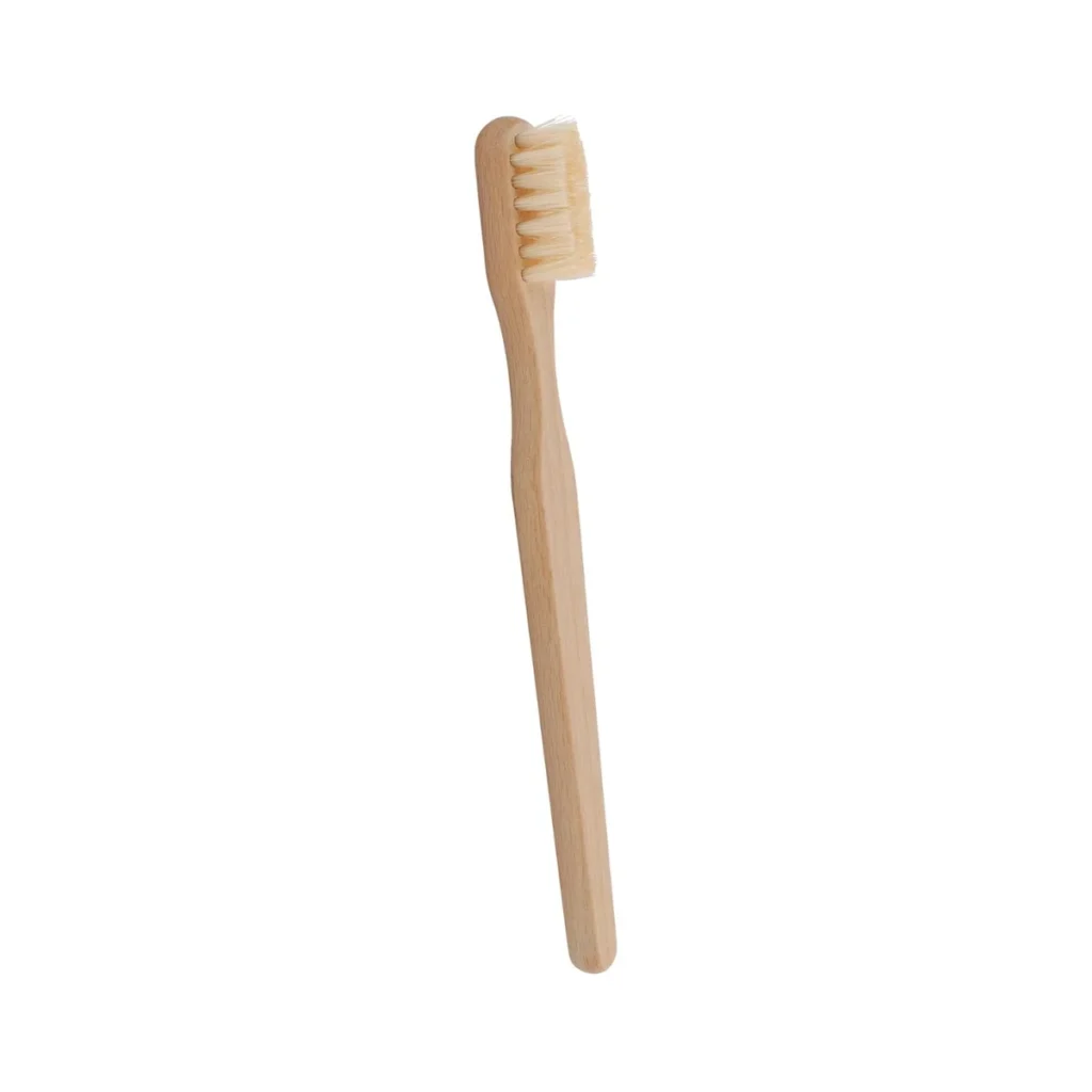cepillo de dientes de madera infantil de haya con cerdas naturales sin plastico