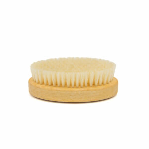 Cepillo para la ropa arriba