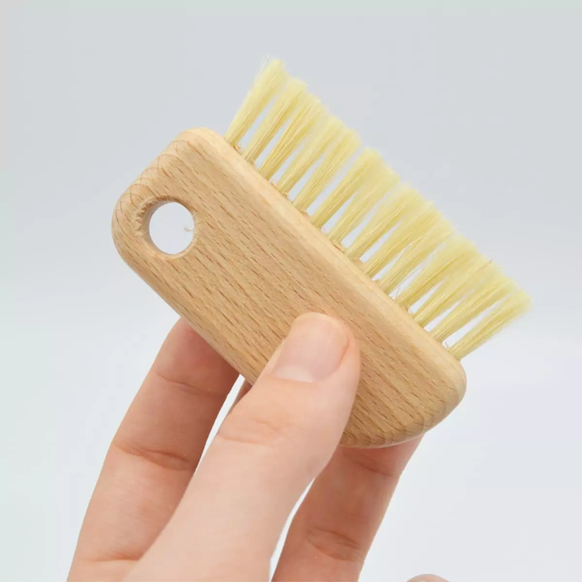 Cepillo para limpiar peines
