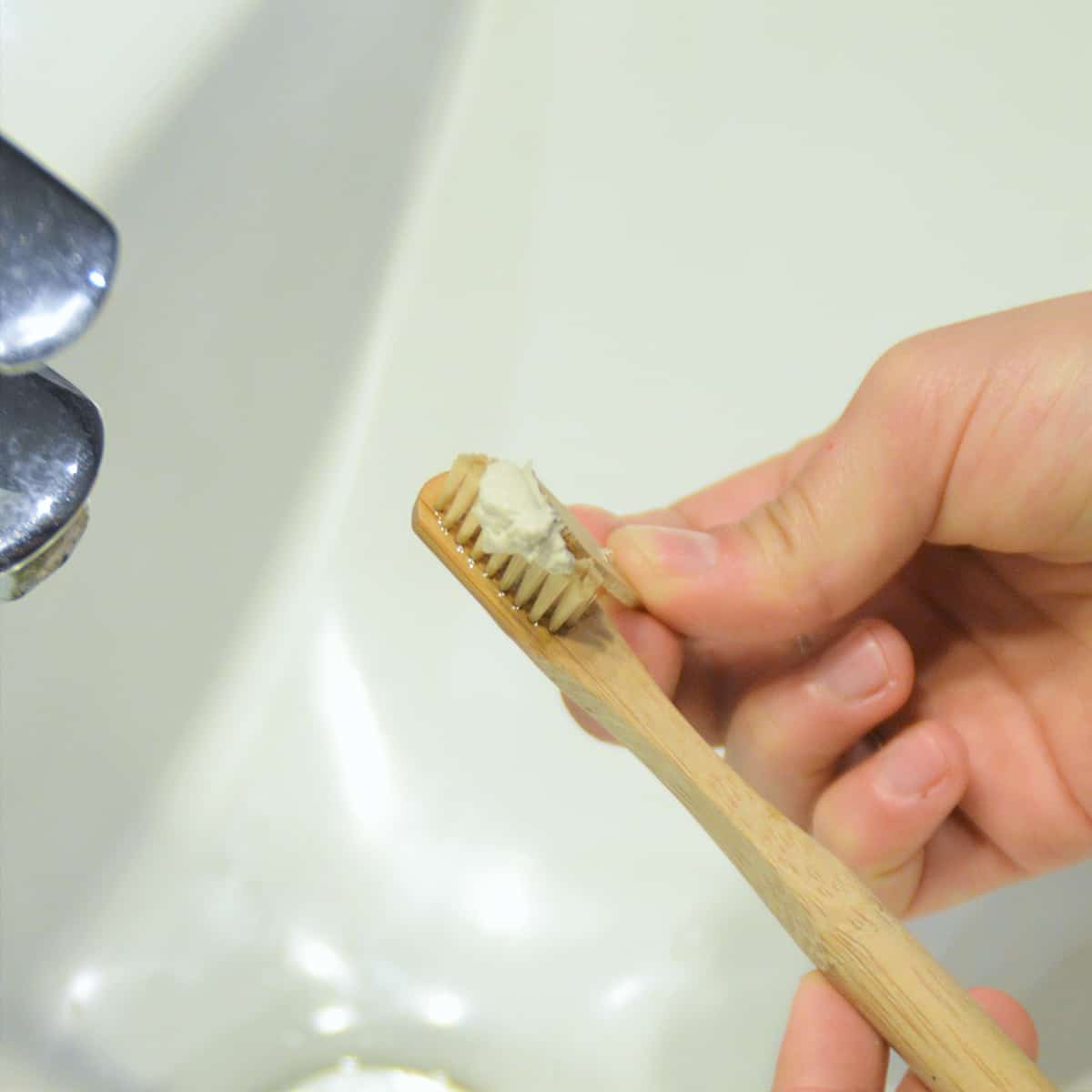 Espátula de bambú para dentífricos