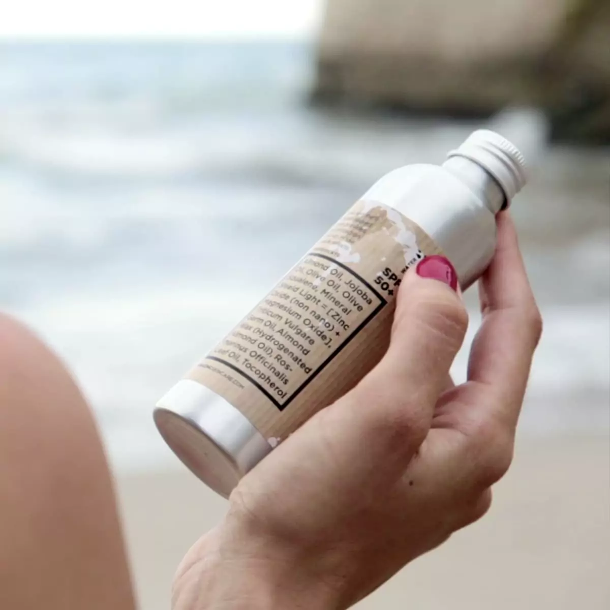 protector solar corporal líquido sin plásticos