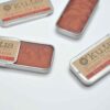 bálsamo labial rojo de Kutis