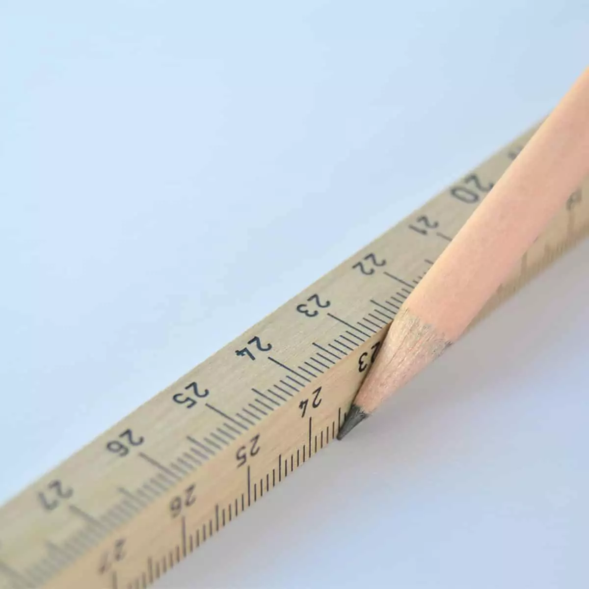 Regla grande de madera sostenible