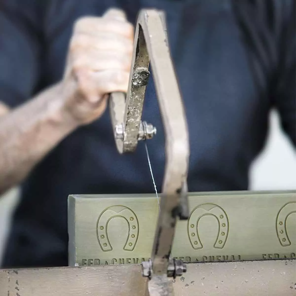 Fabricación Jabón de Marsella en Pastilla Cuadrada