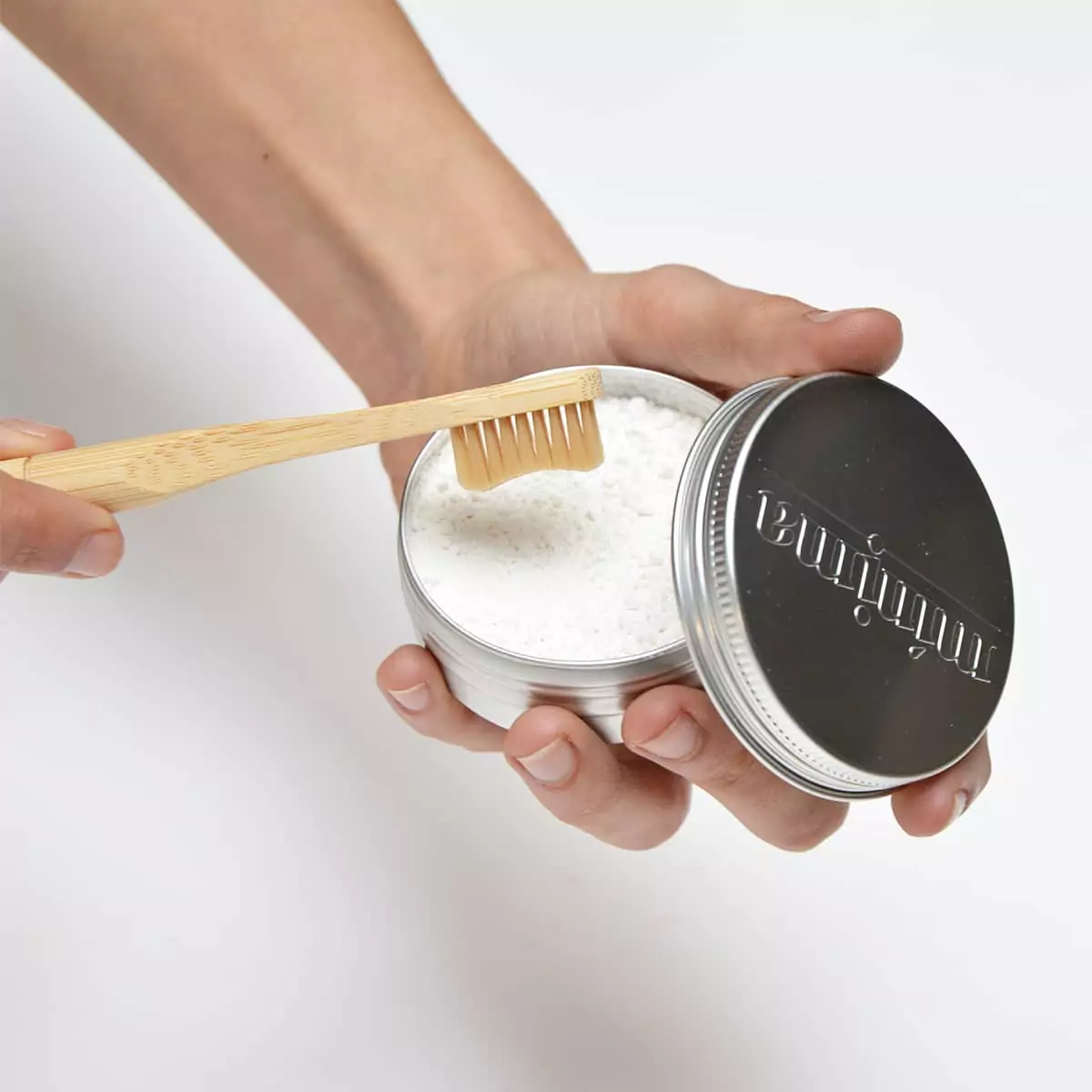 Pasta de dientes en polvo Pasta de dientes en polvo