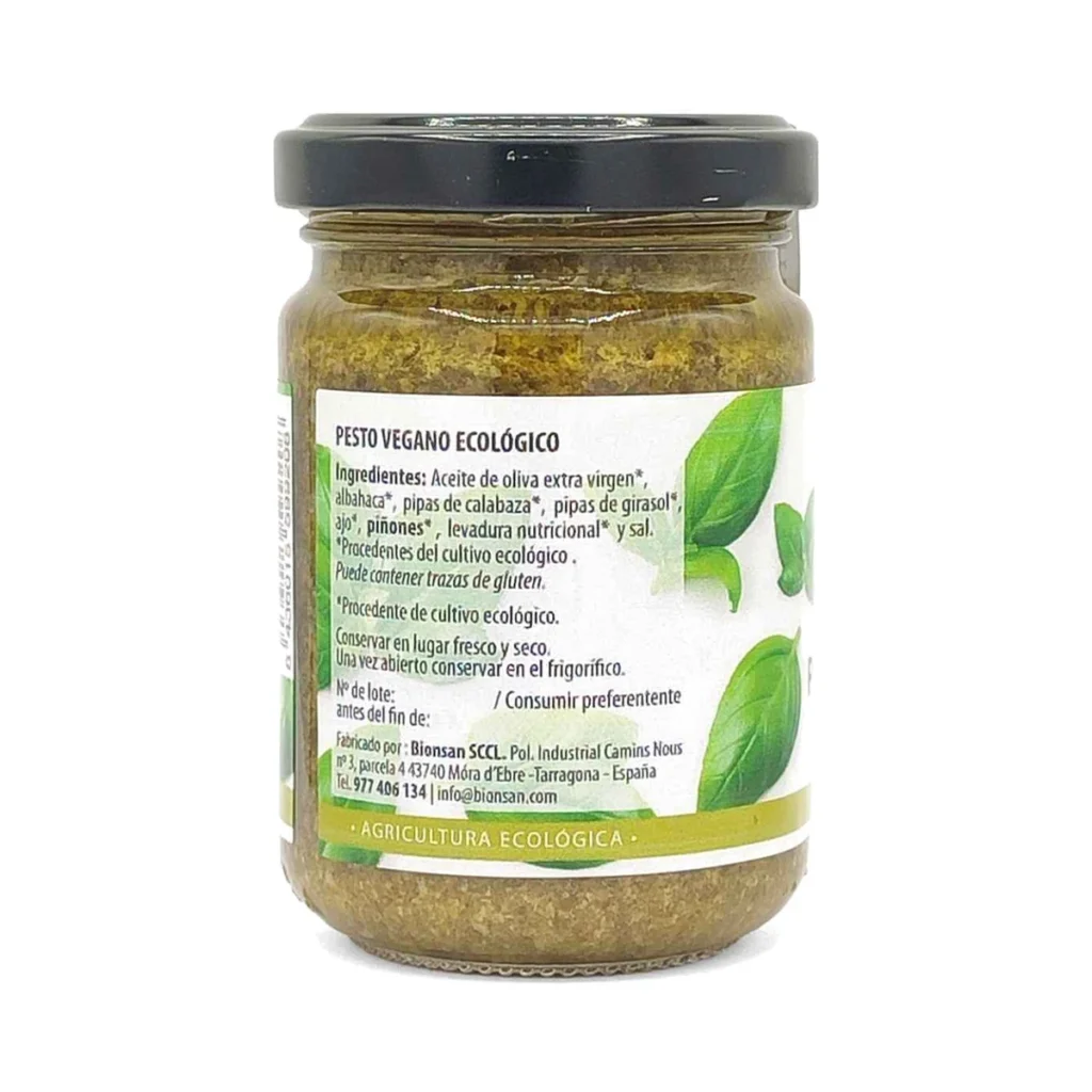 lateral del frasco de cristal de pesto vegano mediterraneum 140 g eco de bionsan con la información nutricional