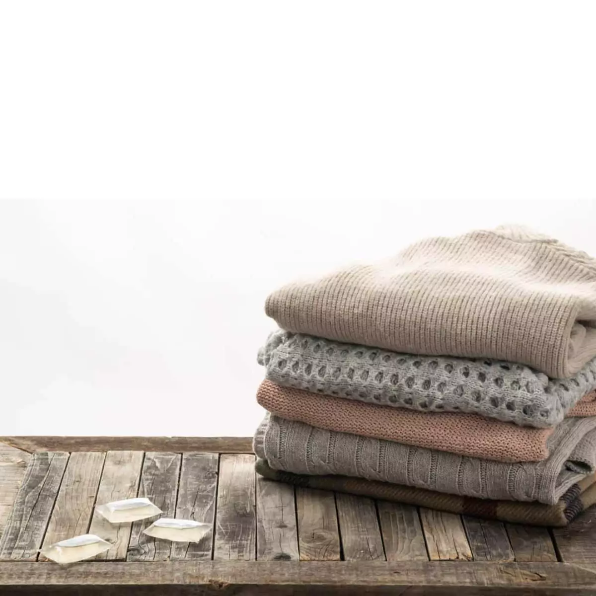 Caja cápsulas para ropa