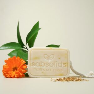Jabón sólido con cuerda para pieles sensibles