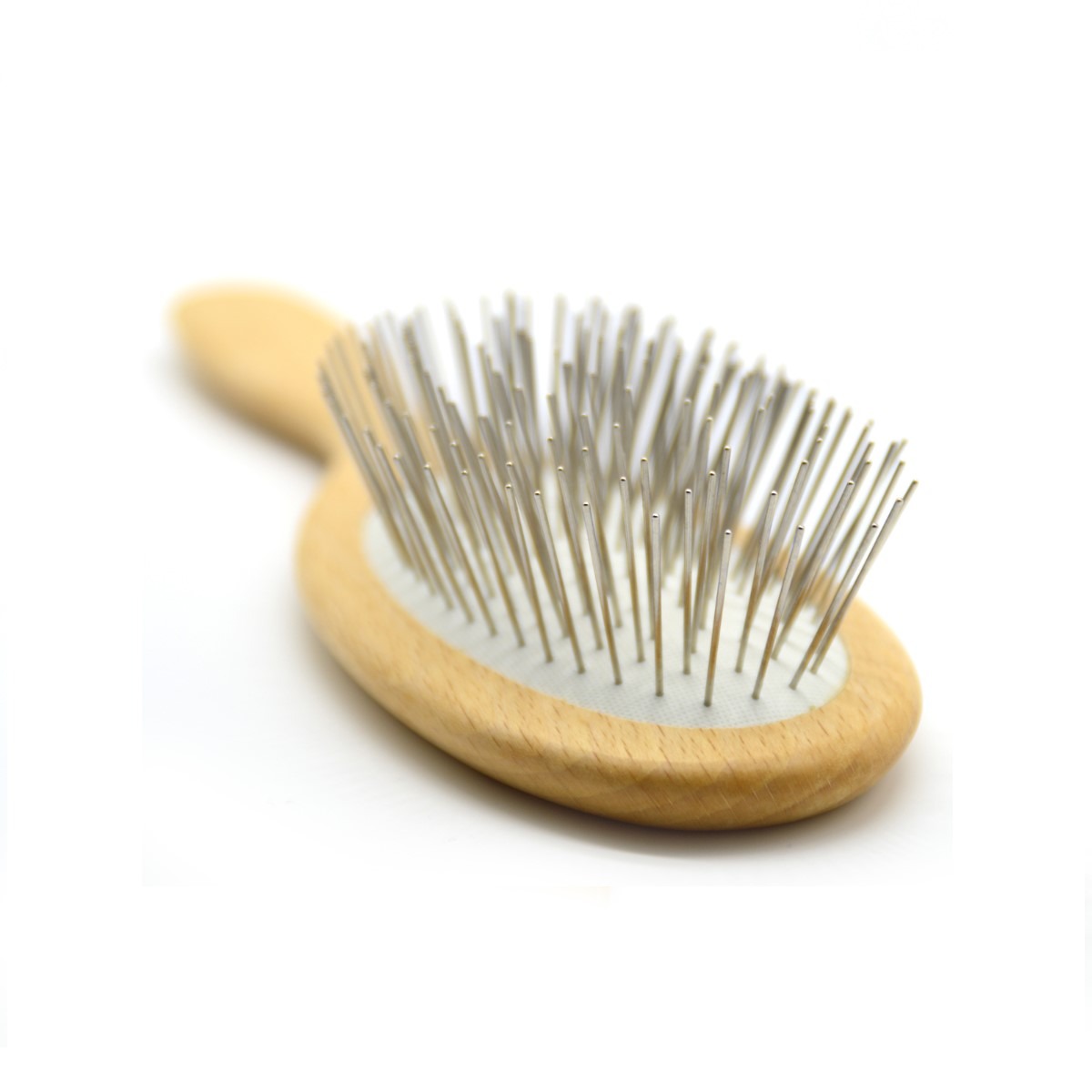 Cepillo de pelo de púas metálicas detalle