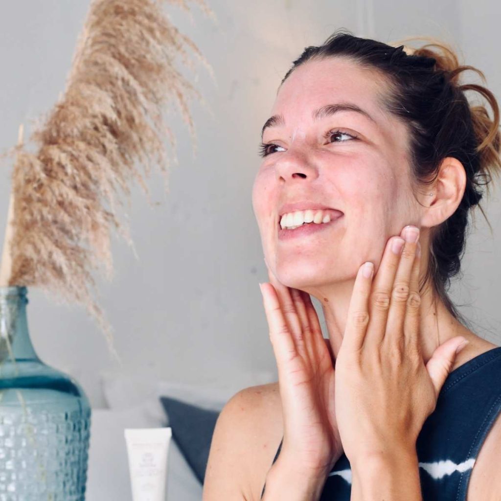 Crema de Día Natural SPF20 Sin Tinte Suntribe