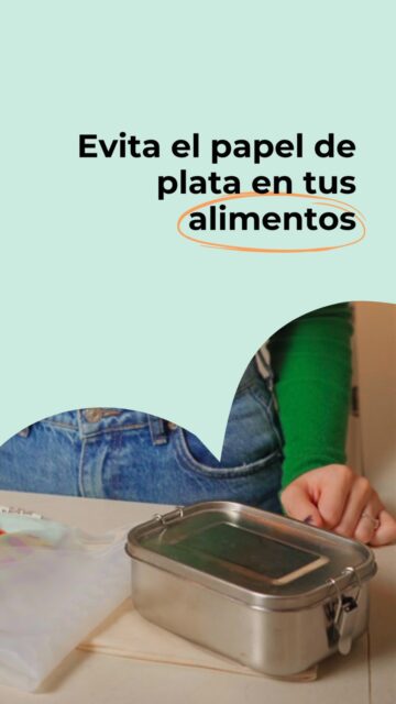 🥪 El papel de aluminio puede parecer una opción práctica, pero su producción requiere mucha energía y genera una gran huella ambiental. Además, al desecharlo, rara vez se recicla correctamente y acaba contaminando el entorno.🌱 Envolver tus alimentos con envoltorios reutilizables, como los de cera vegetal o silicona, es más seguro, duradero y evita el contacto del aluminio con la comida.💚 Cambiar el papel de plata por alternativas sostenibles es un pequeño gesto con un gran impacto para tu salud y para el planeta.#zerowaste #residuocero #ceroresiduo #sostenible