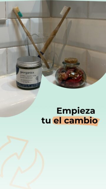 ✨ A veces esperamos a que el mundo cambie, pero la verdad es que todo empieza en lo que hacemos cada día: lo que compramos, lo que usamos, lo que tiramos y lo que decidimos mantener.🌱 Cuando tú cambias, inspiras. Tus gestos se contagian: en casa, en tu entorno, en tu comunidad. Un pequeño paso personal puede abrir la puerta a un impacto mucho más grande.💚 No se trata de hacerlo perfecto, sino de empezar. Porque cada acción tuya suma… y más de lo que imaginas.#zerowaste #residuocero #ceroresiduo