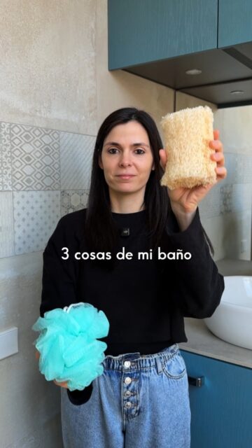 He dejado de comprar esponja de plástico, desodorante en aerosol y champú líquido. Los he cambiado por esponja de luffa, desodorante natural en barra y champú sólido.Consigue todos estos productos en 📲 ceroresiduo.com#ceroresiduo #zerowaste #esponjaluffa #desodorantenatural #champusolido