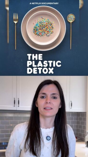 Detox de plásticos ha salido en Netflix y la mayor conclusión es que sí, tenemos microplásticos en nuestro cuerpo. Pero podemos reducir nuestra exposición a estos plásticos tóxicos haciendo cambios sencillos. Estos son los que yo haría primero.
Si quieres empezar a cuidar tu cuerpo y eliminar los microplásticos, entra en 📲 ceroresiduo.com
#ceroresiduo #zerowaste #luffa #binchotan #lavavajillassolido #compresasdetela #teladeceradeabeja