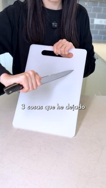 He dejado de comprar tablas de plástico, cuchillas desechables y utensilios de plástico. Los he cambiado por tablas de madera, cuchillas reutilizables y utensilios de madera.
Consigue estos productos en 📲 ceroresiduo.com
#ceroresiduo #zerowaste #tablademadera #cuchillasreutilizables #utensiliosdemadera