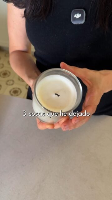 3 cosas que he dejado de comprar ✌️
- Papel de hornear
- Velas aromáticas
- Agua embotellada y garrafas de plástico
Los he cambiado por la lámina de silicona, vela de cera de abejas y agua embotellada en vidrio o Binchotán.
¿Y tú tienes alguno de estos? 👀
Encuentra todos estos productos y más en 📲 ceroresiduo.com.
#ceroresiduo #zerowaste #aguaembotellada #papeldehorno #velaaromática #binchotan #laminadesilicona #veladeceradeabeja
