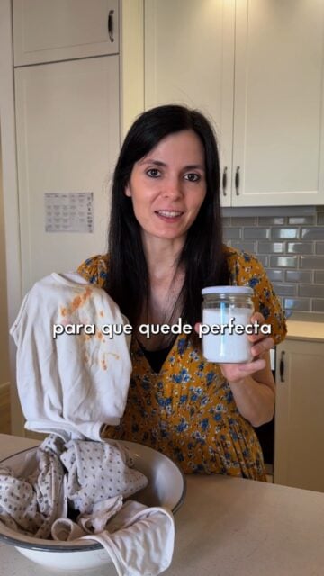 Si blanqueas tu ropa con lejía, la estás estropeando. Te enseño cómo hacerlo con percarbonato para que quede perfecta 👕
Si quieres probar el percarbonato para blanquear tu ropa o quitar manchas difíciles, lo puedes conseguir en 📲 ceroresiduo.com
#ceroresiduo #zerowaste #percarbonato #lejia #ropasucia #manchas