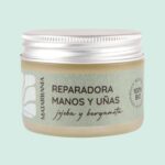 MANICURA Y PEDICURA