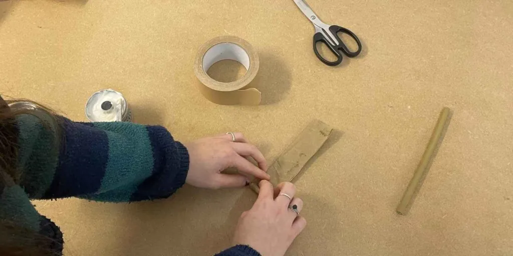 PASO 3 de como hacer matasuegras