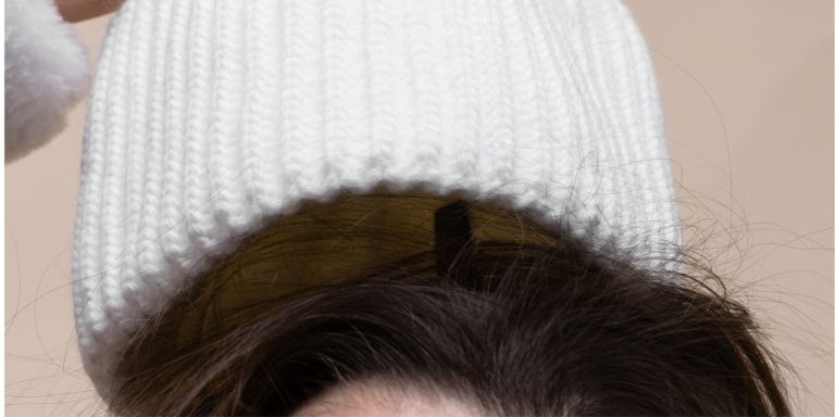 Gorro de Lana con Electricidad Estática